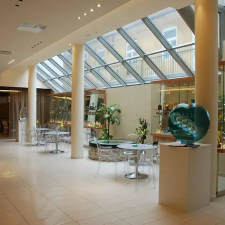 Priamo Na Hlavnej Ulici شقة